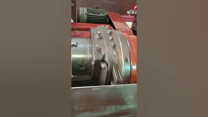 Crankshaft grinding #automobile #repair #workshop #engine #harvester #jcb #backholoader #pakistan