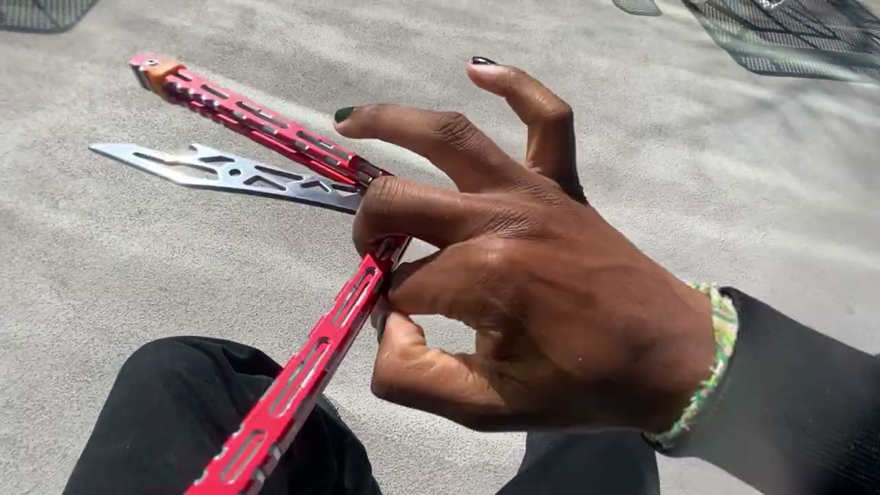 Heyyy I’m back, bbbarfly is amazing