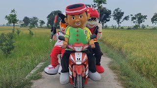 BADUT BOBOIBOY NGABUBURIT NAIK MOTOR SAMBIL MAIN PETASAN