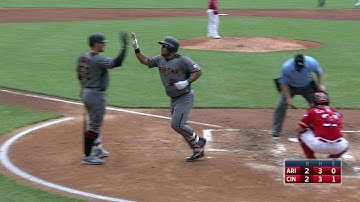 ARI@CIN: Tomas belts a solo home run to left field