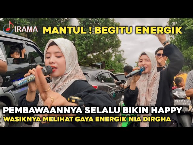 GAYA ENERGIKNYA NIA DIRGHA SELALU BIKIN ASYIK DI JALANAN | IRAMA DOPANG class=