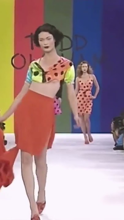 shalom-harlow-opening-todd-oldham-spring-summer-1995-supermodel-90s