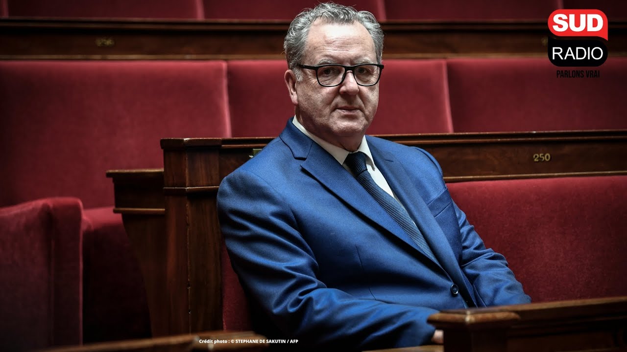 Retirer les 2 mandats présidentiels consécutifs ? : Richard Ferrand revient sur ses propos