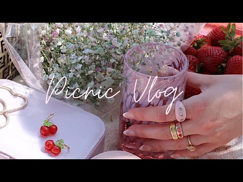 Picnic Vlog - Frasier Sterling