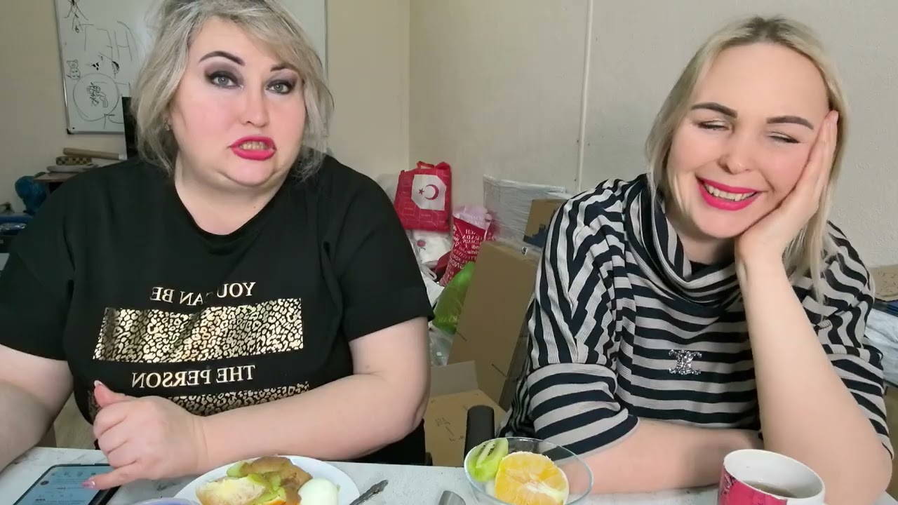 Сестрицы в теле МУКБАНГ 