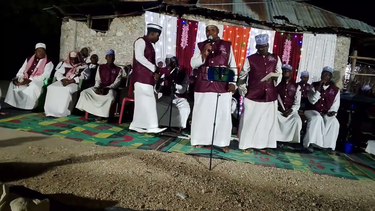 Qaswida mokozi ilioimbwa na Alfannaan Ust Salim  kwenye samai kubwa fanjua Tana river.