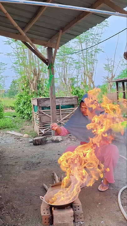 masak jamur enoki kuah pedas malah debuss 🤣🤣 #jamurenoki #flambe #shortvideo #adayinmylife #masak