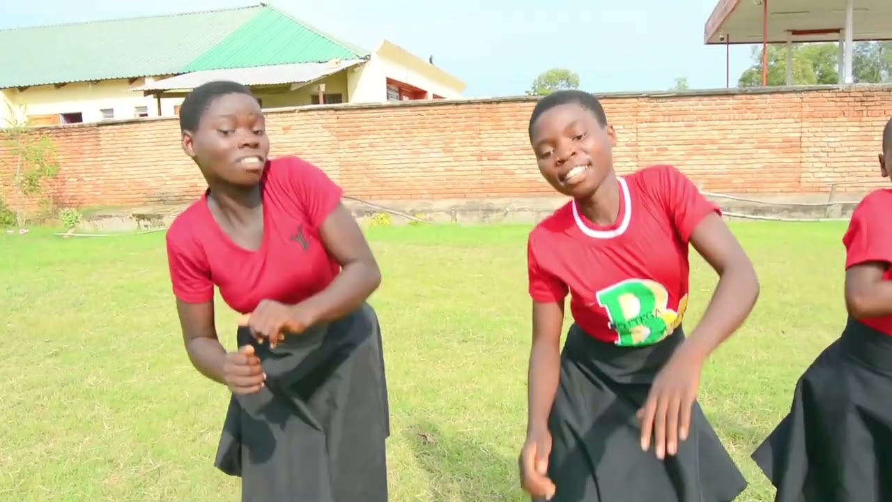 Julirani Wafipa | Kadula Chipangano Kwaya (Official Malawi Gospel Video)
