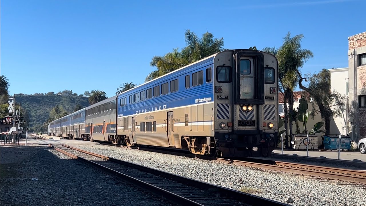 Weekly video with some normal Amtrak trains