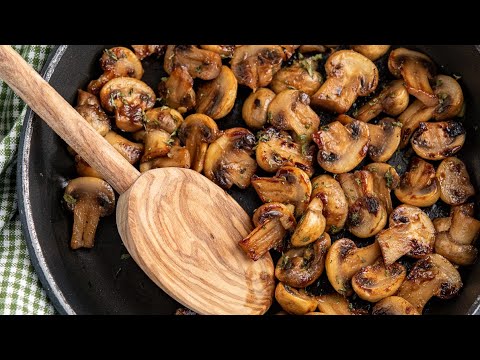 فيديو: كيفية طهي الفطر على مقبلات أسياخ