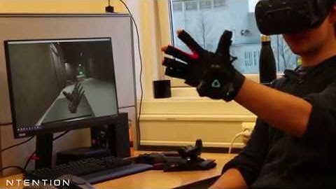 Using gloves for interaction in construction models