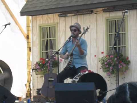 William Elliott Whitmore - "Old Devils" - LIVE - Hutchinson, MN