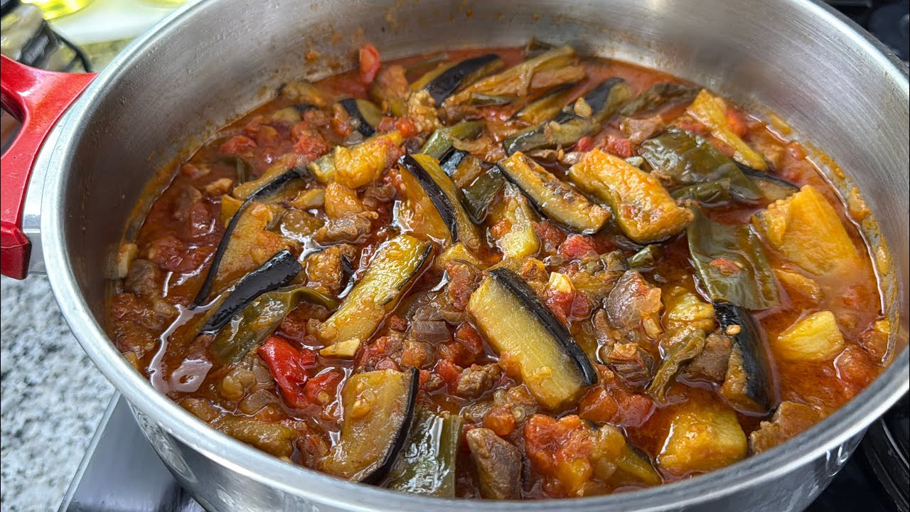 Tencerede PARMAK YEDİREN Lezzette😋ETLİ PATLICAN YEMEĞİ TARİFİ👌💯 Tencerede PARMAK YEDİREN Lezzette😋ETLİ PATLICAN YEMEĞİ TARİFİ👌💯