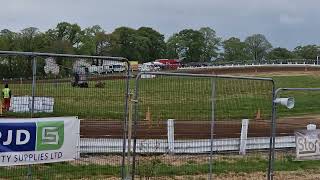 Ladies Class Eight &amp; F600 Heat One at Down Autograss 2-05-2026 1st Round of All Ireland Autograss 