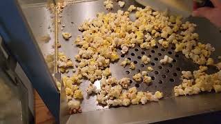 6010 Great Northern Red 8oz Roosevelt Antique Countertop Style Popcorn Popper Machine Review