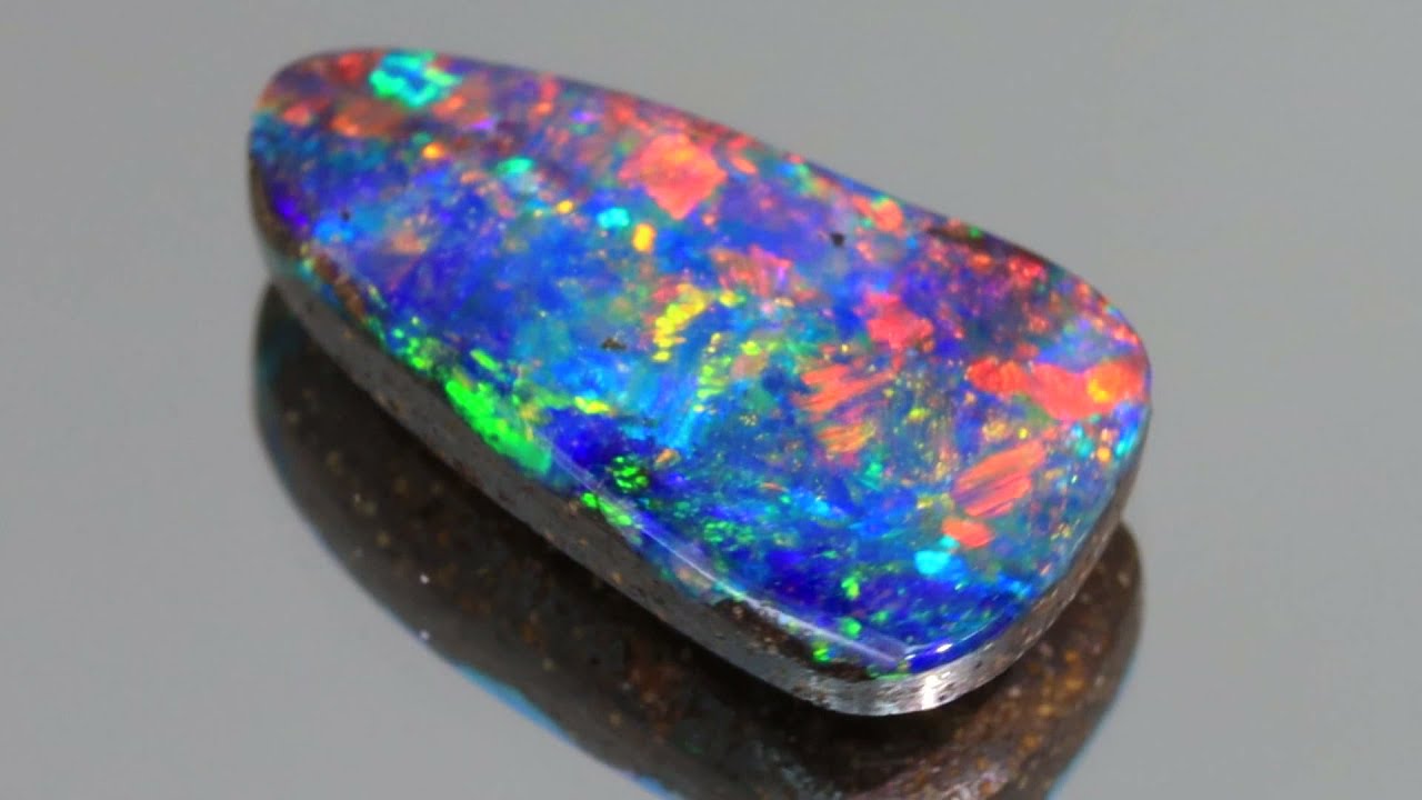 天然ボルダーオパール 2.67ct 【魅力的すぎる自然の芸術】 美品