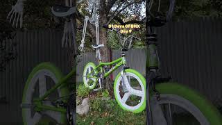 31 Days Of BMX - Day 9 - 1998 GT Performer Mag Edition in lime green #bmx #31daysofbmx #gtperformer