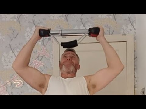 Rob-Botics training programme 2. Week 3 session 1 bullworker, chest ...