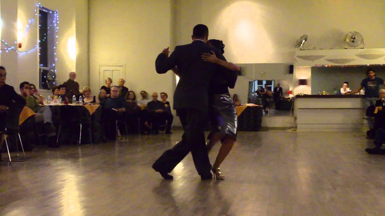 Frank Obregon y Jenny Gil bailan el Tango Indiferencia en Toronto - Canadá