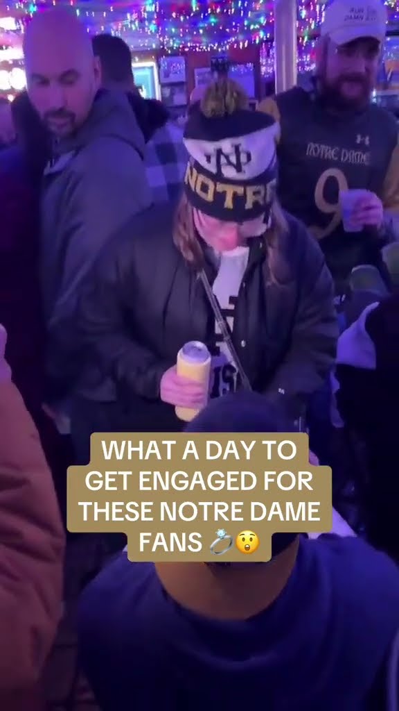 These Notre Dame fans got engaged at the CFP ?