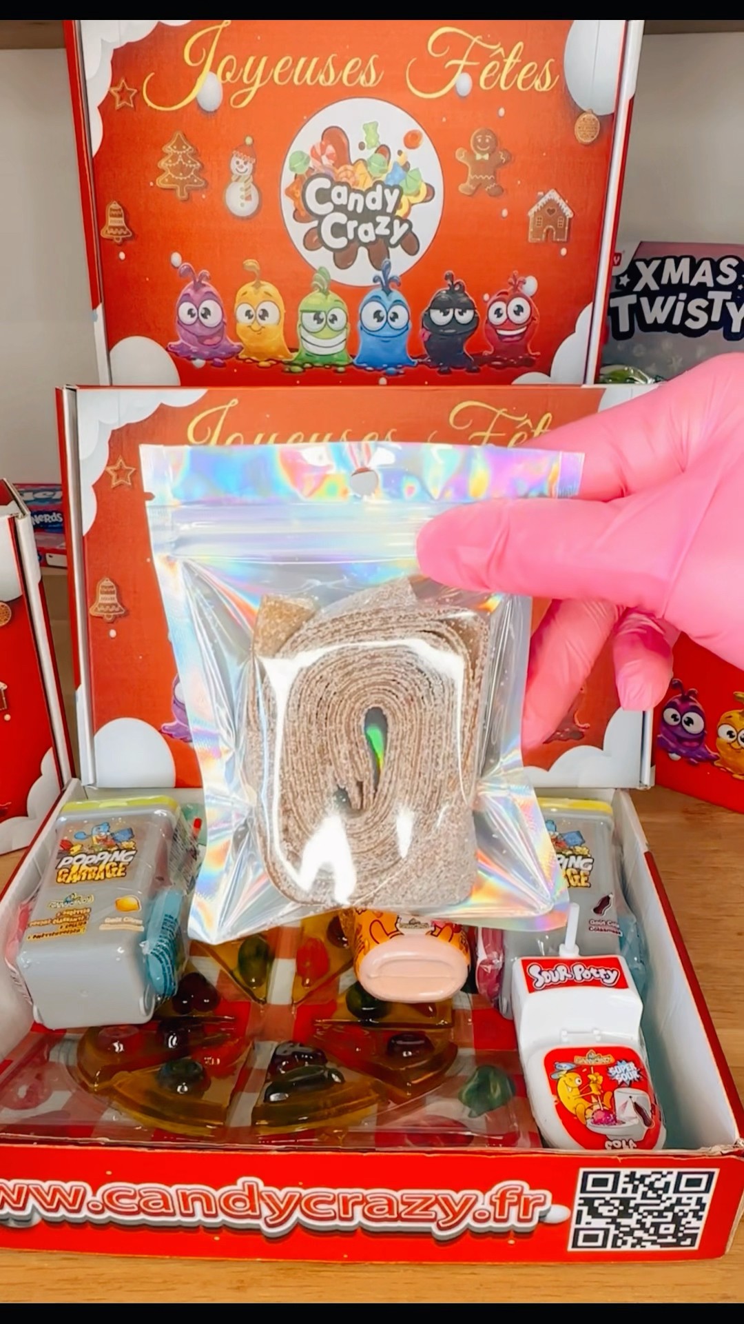 ?Marine passe commande pour son fils Léon ?? #candycrazy
