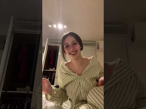 @flaviasemm TikTok live 2023.03.26