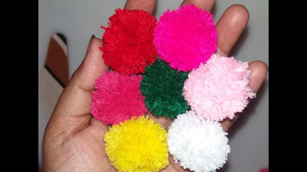 How to Make Mini Yarn Pom Poms Easy DIY || How to Make Fork Pom Poms ...