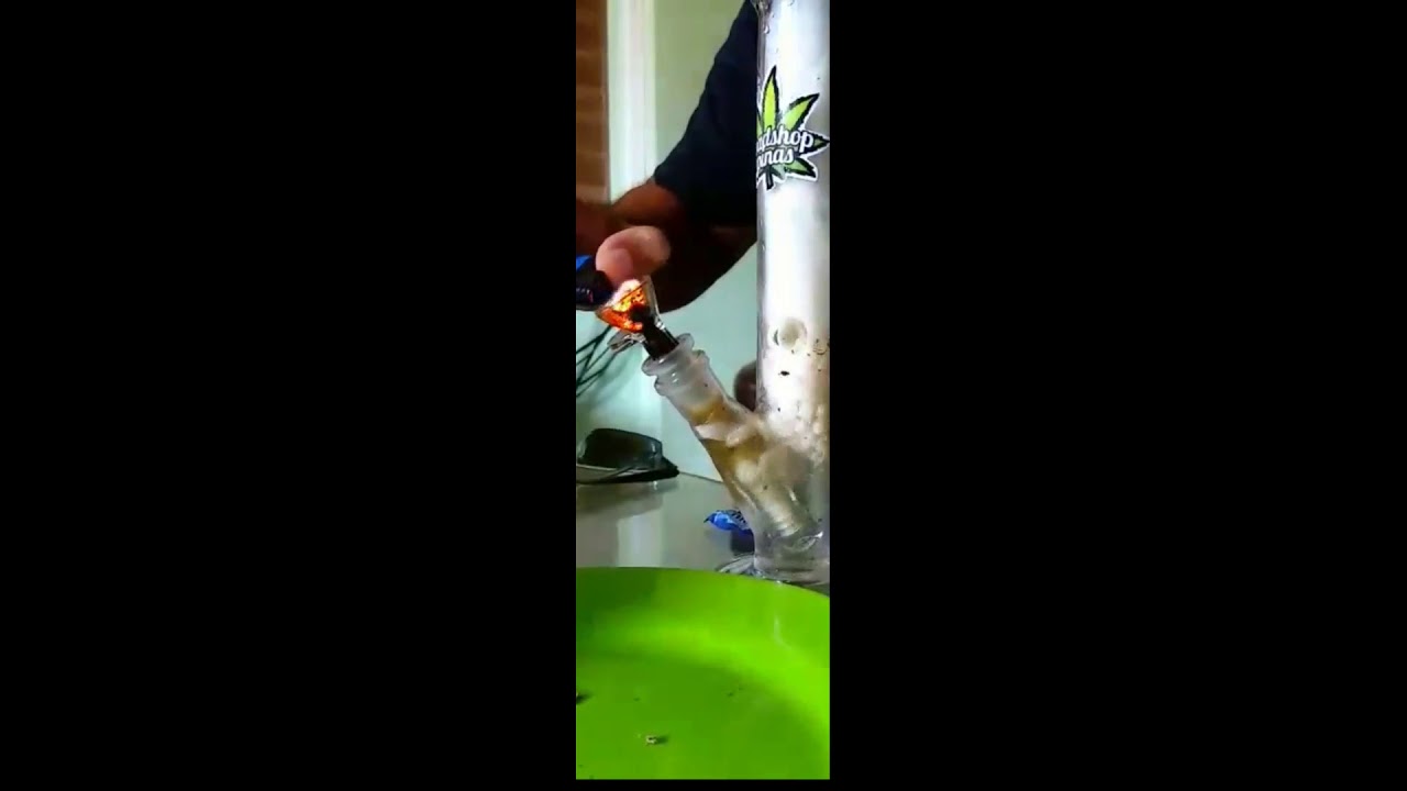 My Very First Iced Bong Rip (Liberty Haze + 12 inch bong)