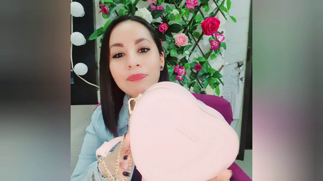 crossbody mary kay loly in the sky
