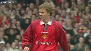 : THE REAL HERO - Solskjaer EPIC RED CARD against Newcastle