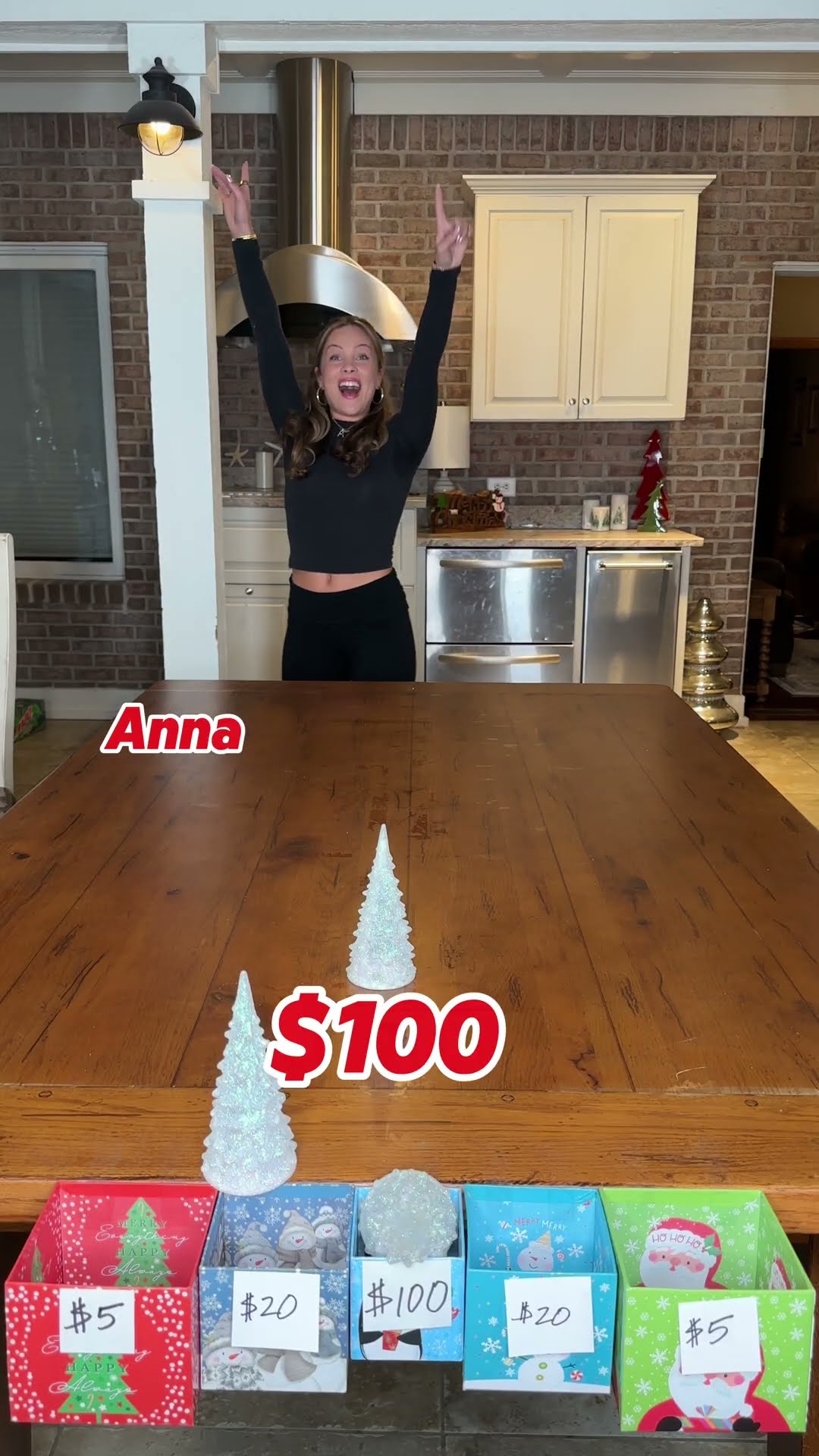 Christmas tree money ball!! #christmasgames #holidaygames #familygamechallenge