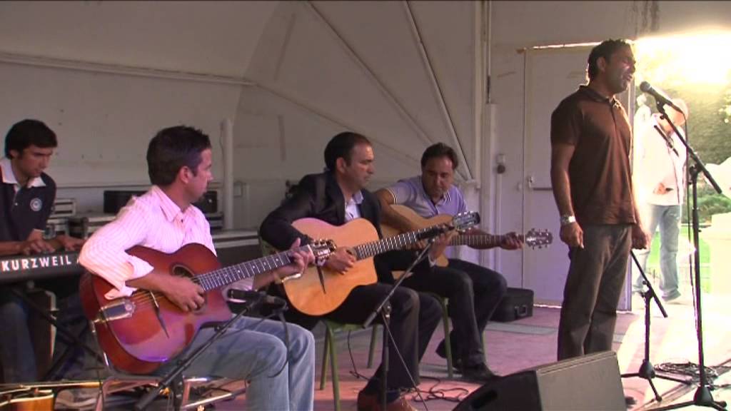 Réunion de chants aux Tuileries 2012