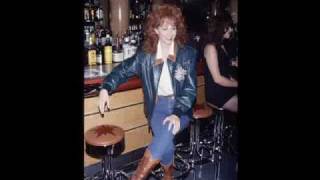 Poison Sugar - Reba McEntire