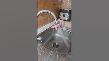 Mỗi đầu vòi nước anh chị nên lắp đầu lọc cho an toàn nhé #coemthovuon #kitchen #tips #diy #funny