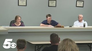 Arkoma mayor denies legal action over sewer rate hike