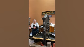 Howard prints a printing phrase for World Press Freedom Day (May 3)