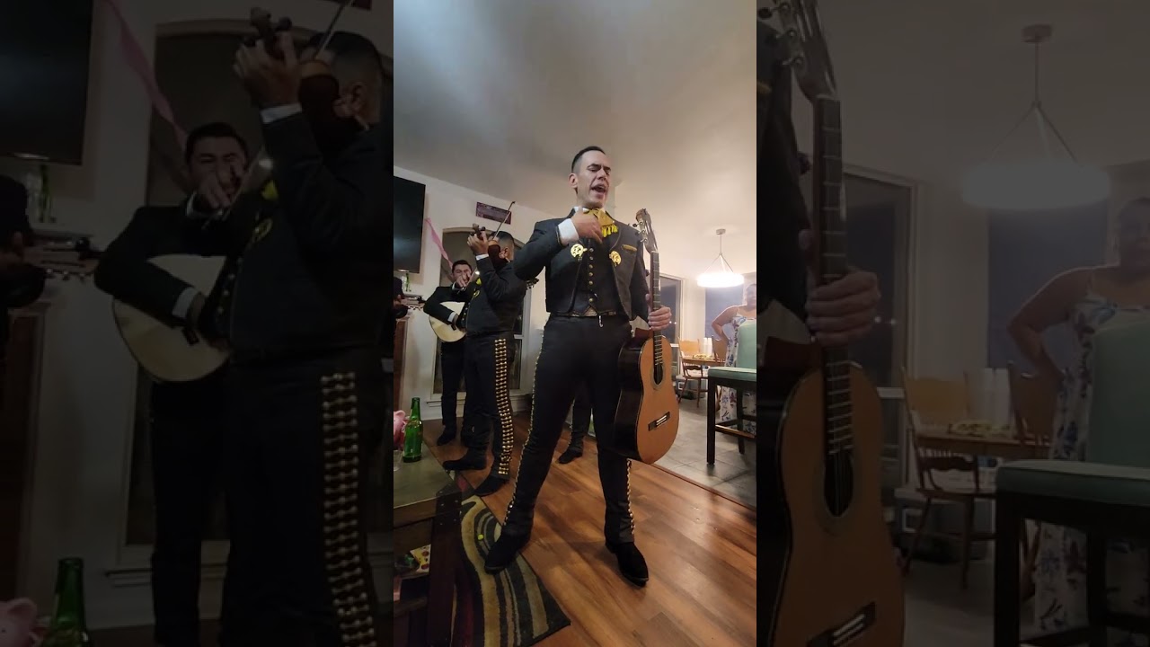 Mariachi Los Caporales...Fallaste Corazon *no rights to music