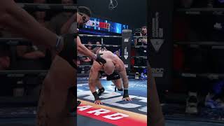Три нокдауна за раунд: Михаил Исаенко переехал Илью Макарова на RCC Hard 17  #mma  #bareknuckle