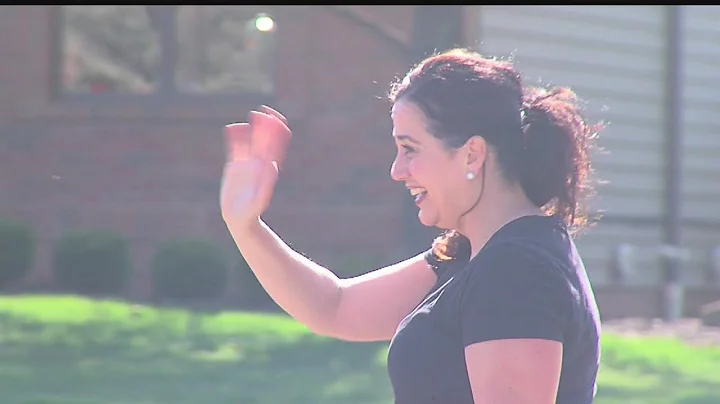 Howland kindergarten class surprises teacher with ...