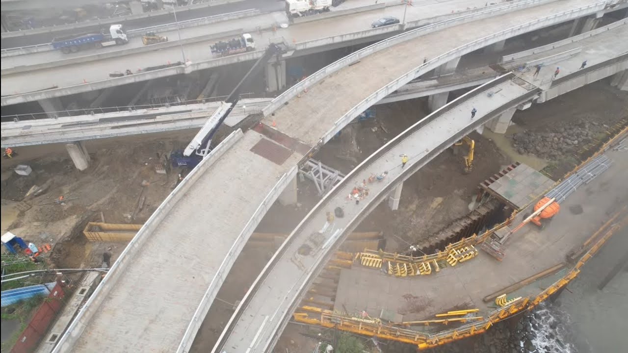 2026.03.06  淡江大橋  淡水端 機車連接行人自行車道金屬橋搭設施工 各區更新進度施工概況  空拍 LIVE 直播