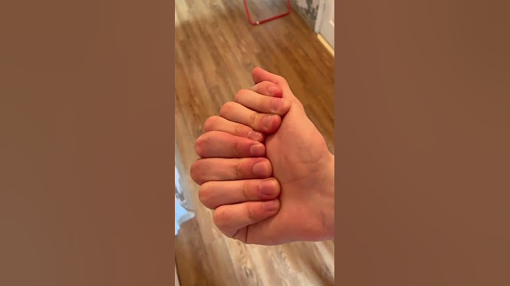 Хэйтер показывает фокус с рукой и пальцами! ПОДПИШИСЬ 👇