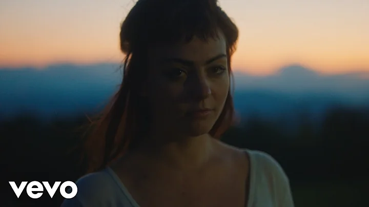 Angel Olsen - Lark
