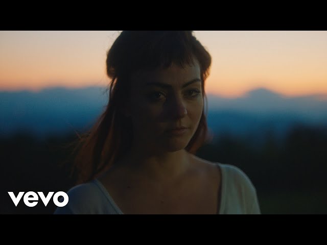 Angel Olsen - Lark class=