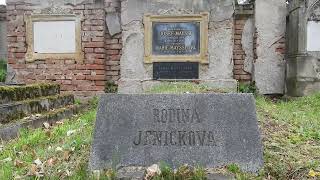 Hrob Václava Vladimíra Jeníčka v Čáslavi