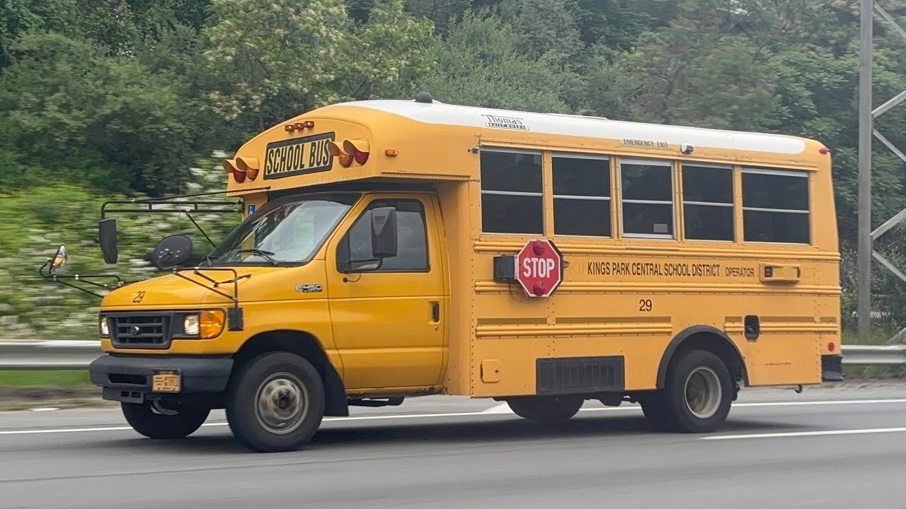 Thomas Minotour Ford E 450