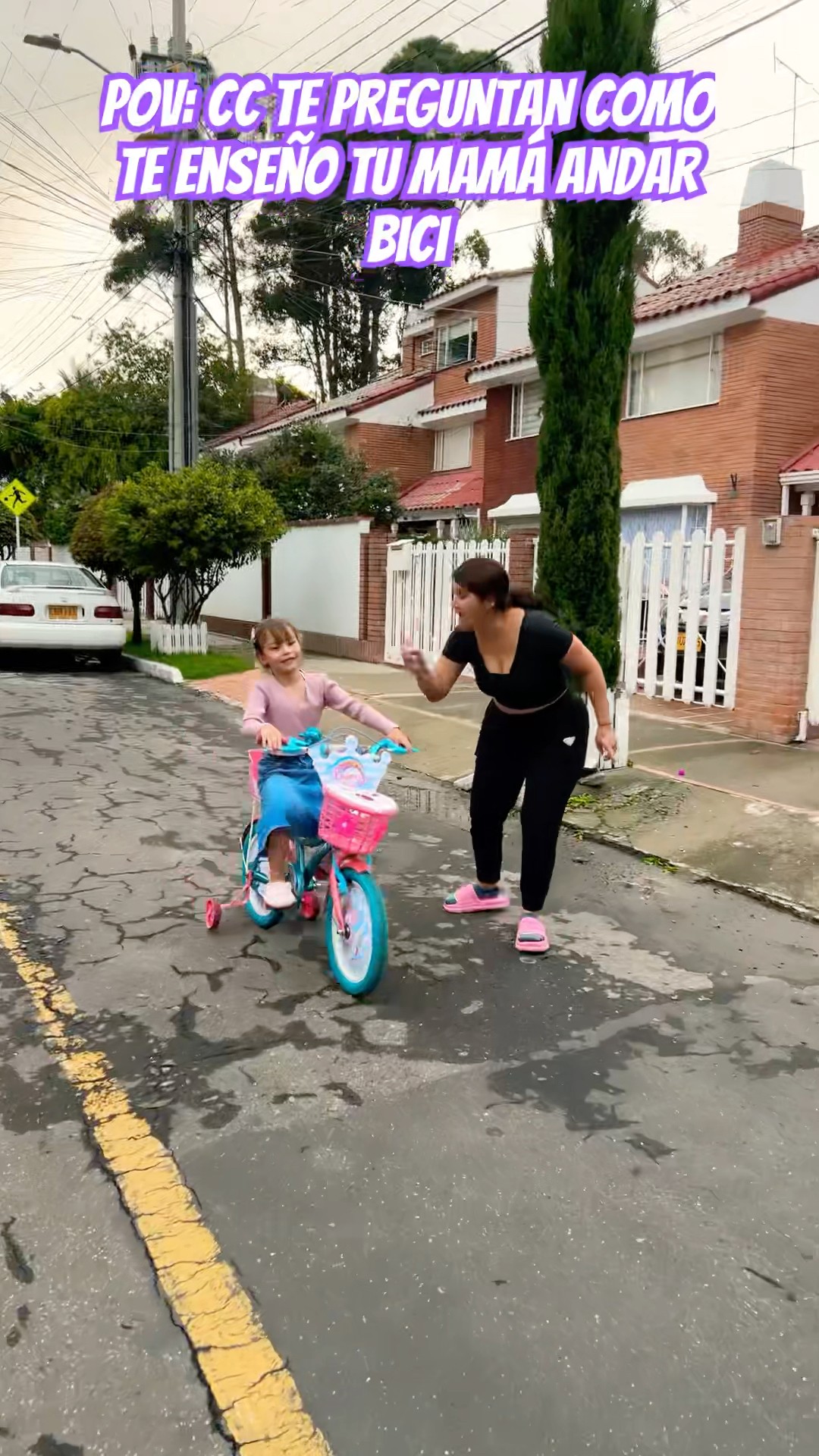 Pov: cc te preguntan como te enseño tu mamá andar BICICLETA #humor #comedia #shortviral #fypシ゚