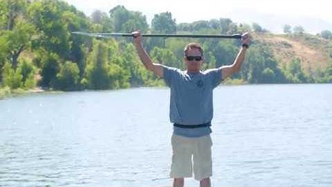 How to properly hold your paddle for your Stand Up Paddle Board (SUP)