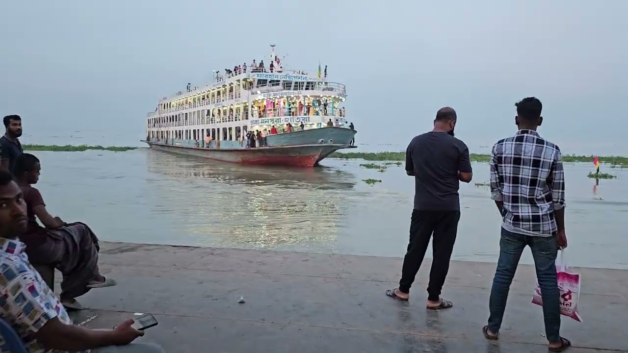 হাকিমুদ্দিন লঞ্চ খাটে দুটি লঞ্চ একসাথে ❗