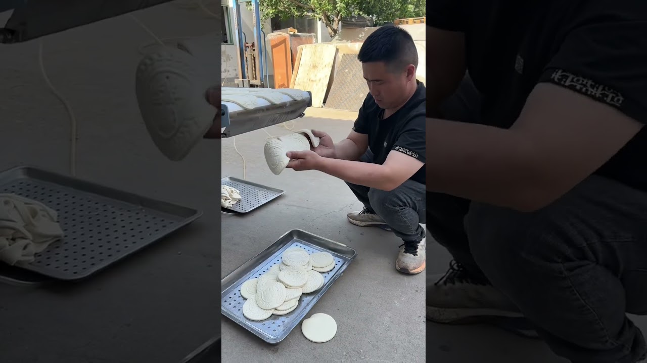 Big cake forming machine