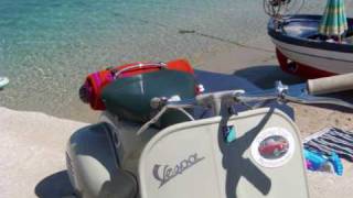 Vespa Tours Amalfi Coast : Southern Italy by Vintage Scooter